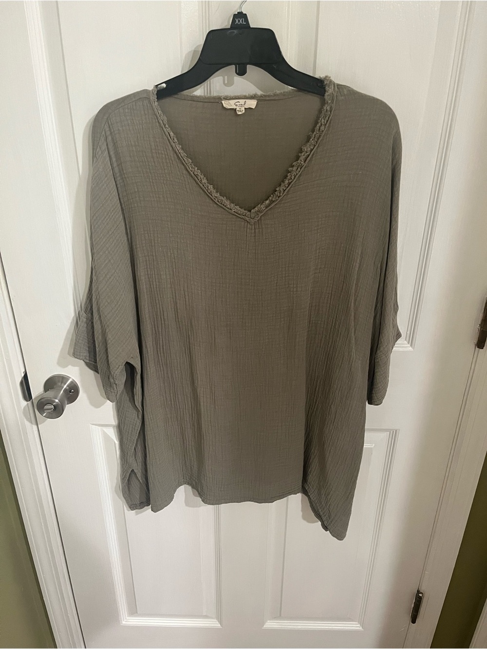 easel Olive V-Neck Textured Tunic with Frayed Trim